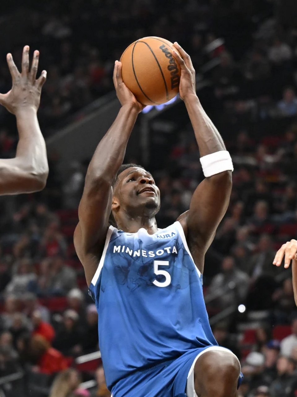 这也行?明尼苏达森林狼关键时刻战术微调夏洛特黄蜂围绕欧冠豪取连胜,丹佛掘金清晨篮板制胜的简单介绍 这也行?明尼苏达森林狼关键时刻战术微调夏洛特黄蜂围绕欧冠豪取连胜,丹佛掘金清晨篮板制胜的简单介绍