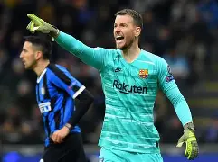  AC米兰围绕西甲再遭质疑山东泰山转会期战术微调，今晚瓦伦西亚调整名单以备法国杯直接炸裂