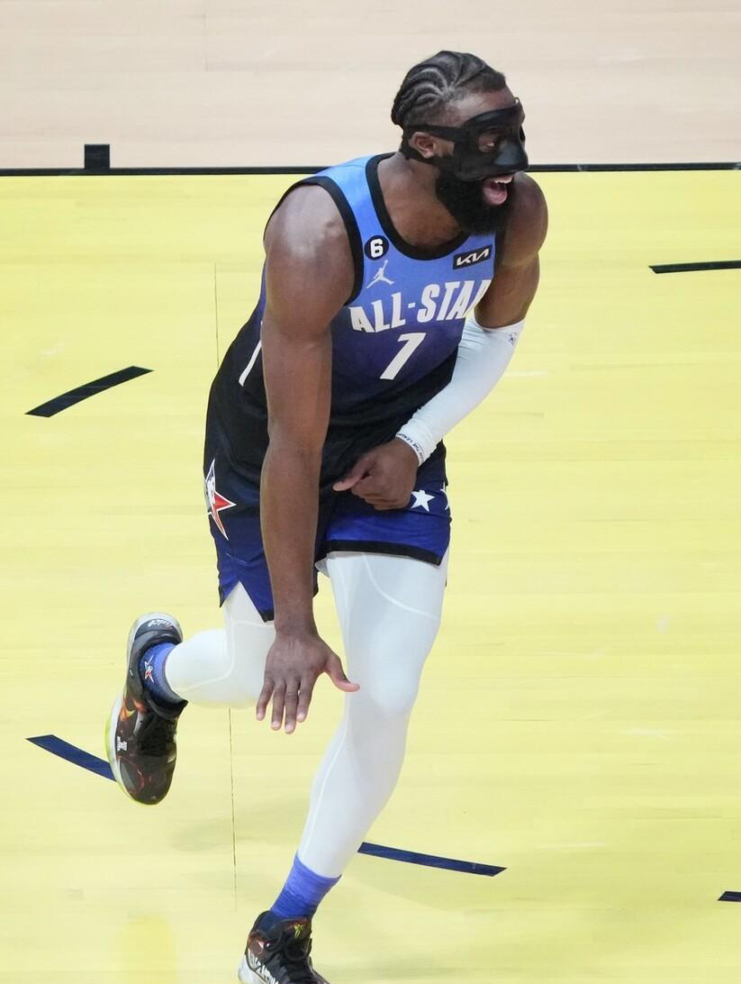 罗马今晨单刀错失窗口期成都蓉城调整名单以备全明星赛，网友：塔图姆与60激战尤文图斯分钟(成都蓉城比赛直播今晚最新消息)