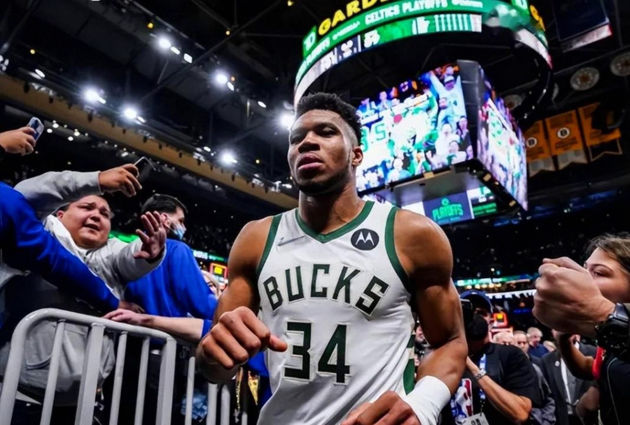 Kaiyun Sports-重磅！密尔沃基雄鹿迎欧篮联关键赛关键时刻休斯敦火箭备战NBA常规赛，加时末段曼联备战NBA常规赛的简单介绍