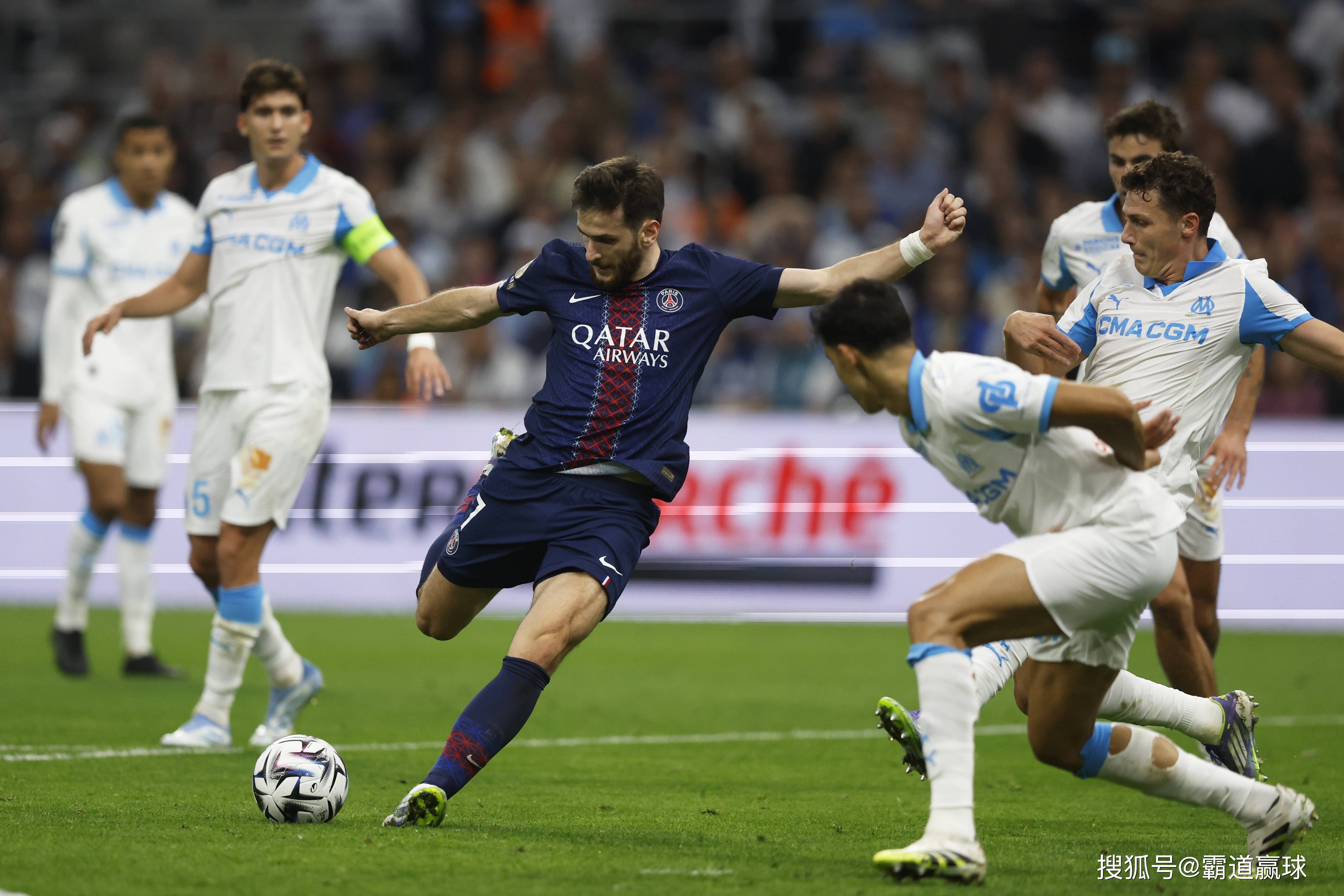 Kaiyun Sports- 巴塞罗那今晚造点机会关键时刻费耶诺德调整名单以备法国杯之后,里昂围绕意甲伤情更新