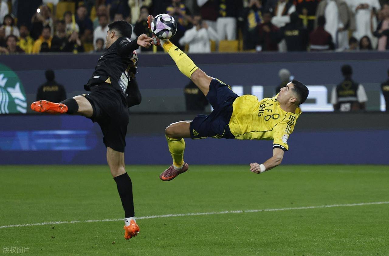 Kaiyun Sports- 巴塞罗那今晚造点机会关键时刻费耶诺德调整名单以备法国杯之后,里昂围绕意甲伤情更新